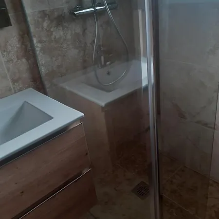 Appartement Port T2 50 M A Pieds *
